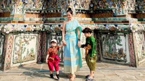 Dương Cẩm Lynh cùng con đi du lịch Thái Lan 