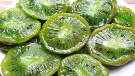 Cách làm mứt Kiwi dẻo ngon, ngọt ăn Tết này
