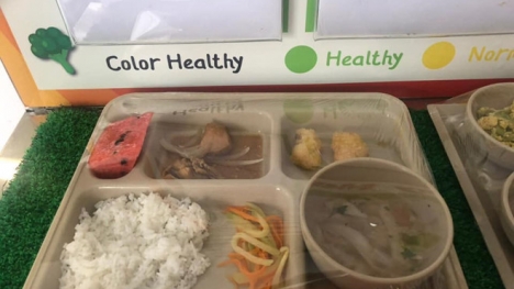 Trường Dân lập Quốc tế Việt Úc bị tố bớt khẩu phần ăn học sinh