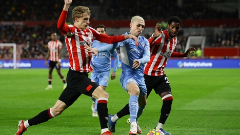 Nhẹ nhàng vượt ải Brentford, Manchester City xây chắc ngôi đầu