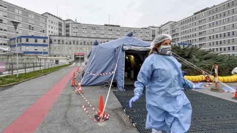 Dịch Covid-19: Ngày thứ hai đen tối ở Italy, số người tử vong tăng lên 52