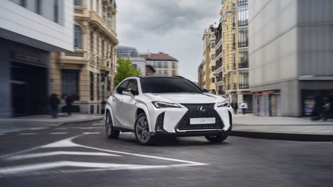 Lexus ra mắt mẫu crossover mới: Cải thiện động cơ, hàng loạt nâng cấp trang bị 