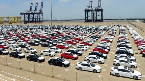 Thị trường ô tô nhập khẩu sôi động, loạt xe Ấn Độ có giá cao ngất ngưởng