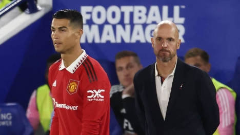 HLV Erik ten Hag muốn MU sớm thanh lý Ronaldo sau drama