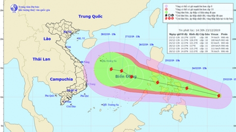 Xuất hiện bão Phanfone giật cấp 11 đang tiến thẳng vào biển Đông