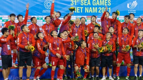 Chủ nhà Campuchia bất ngờ đổi ý, HLV Troussier gặp khó ở  SEA Games 32?