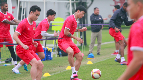 'Dàn sao triệu đô' của Công an Hà Nội gồng mình tập luyện chờ ngày V.League trở lại