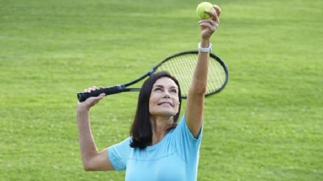 Cụ bà hơn 70 tuổi giữ vóc dáng như tượng tạc nhờ loại bỏ một thực phẩm duy nhất