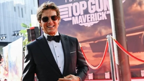 Bí quyết khiến Tom Cruise 'mlem' ở tuổi 59