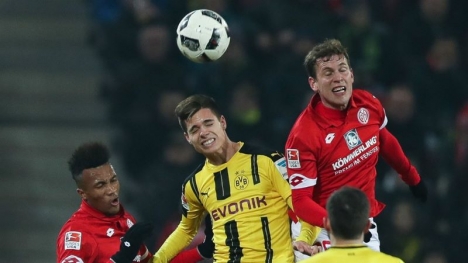 Nhận định Mainz vs Dortmund (21h30 06/03/2022) vòng 25 Bundesliga: Mainz gặp khó