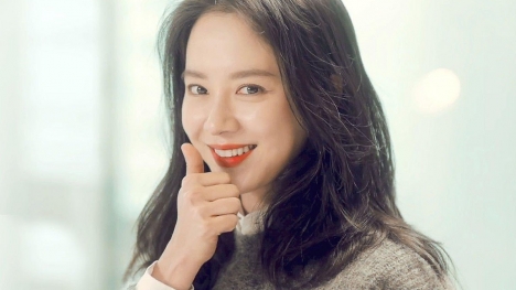 Nối gót Lee Seung Gi, 'mợ ngố' Song Ji Hyo bức xúc khi bị quỵt tiền