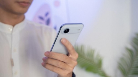 Camera iPhone Air có gì mới? iPhone Air vs iPhone 17 256GB thường nên mua loại nào?