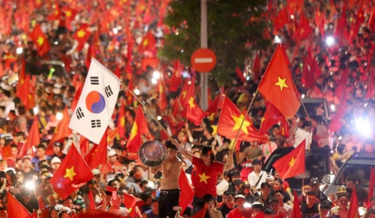 Hà Nội tung hơn 1.000 cảnh sát giữ an ninh, chống đua xe trận đấu Việt Nam - Hàn Quốc
