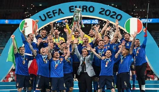 Italy vô địch Euro sau loạt sút luân lưu: HLV Gareth Southgate nhận lỗi, ca ngợi đoàn quân thiên thanh vô cùng xuất chúng
