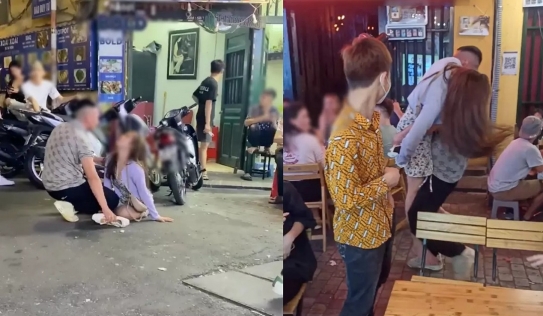 Cô gái say xỉn ngồi hôn bạn trai đắm đuối giữa phố Tạ Hiện mặc kệ người đứng nhìn