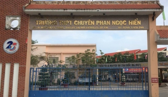 Vụ bắt học sinh ăn thức ăn đã bỏ vào thùng rác: UBND tỉnh Cà Mau yêu cầu báo cáo trước ngày 28/4