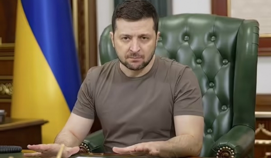 Tổng thống Ukraine xuống tay xử 2 tướng phản bội