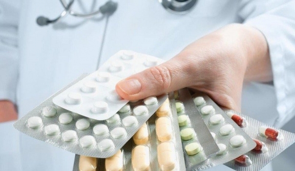 Tuyệt đối không để xảy ra thiếu thuốc chữa bệnh cho nhân dân trong dịp Tết 2023