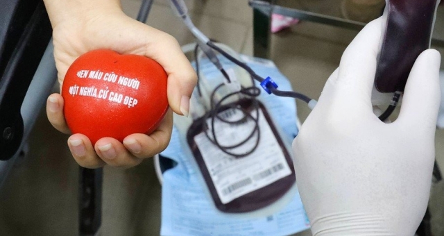 Đây là hoạt động có ý nghĩa nhân văn sâu sắc nhằm kêu gọi toàn dân tham gia hiến máu cứu người, thể hiện tình thương, lòng nhân ái, góp phần khắc phục tình trạng khan hiếm máu trong cấp cứu và điều trị bệnh.
