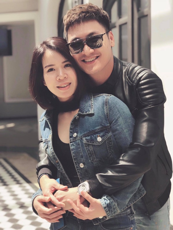 Vợ Mạnh Trường được cưng chiều hết mực khi sinh con thứ 3 ở tuổi 37 Vợ Mạnh Trường được cưng chiều hết mực khi sinh con thứ 3 ở tuổi 37