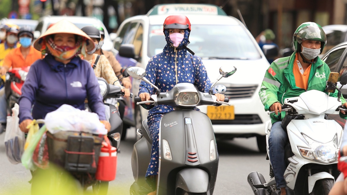 Nắng nóng 39 độ ở các tỉnh Bắc Bộ và Trung Bộ, độ ẩm thấp