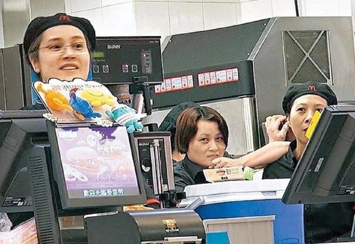 'Nữ hoàng phim nóng' Hong Kong hết thời phải sang Việt Nam mưu sinh  6