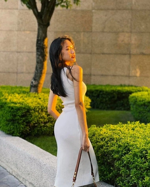 Bạn gái Đoàn Văn Hậu là top 10 Hoa hậu Việt Nam Bạn gái Đoàn Văn Hậu là top 10 Hoa hậu Việt Nam