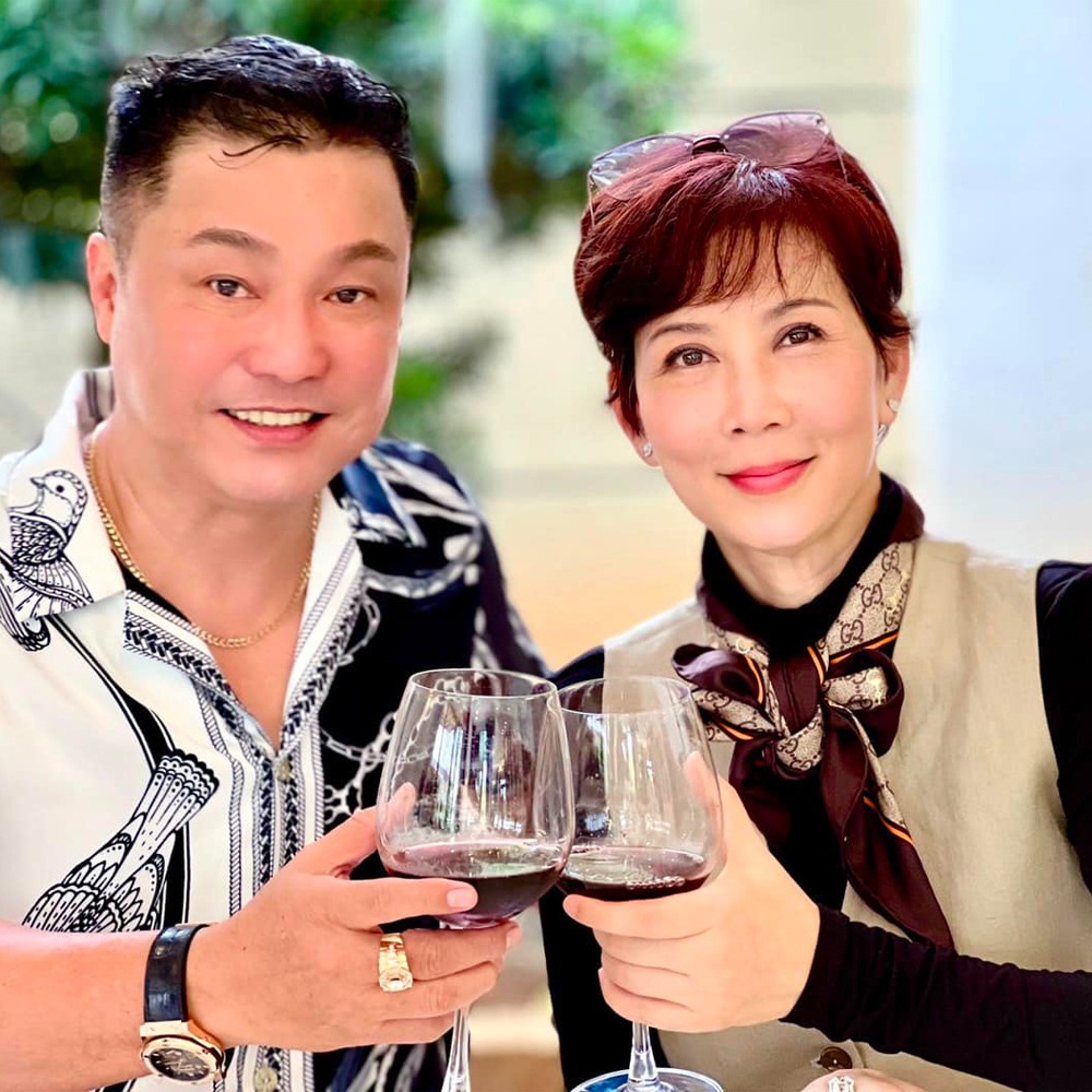 Nổi tiếng là người đẹp đình đám nhất thập niên 90, Diễm Hương trong mắt đồng nghiệp như thế nào nay mới được tiết lộ.