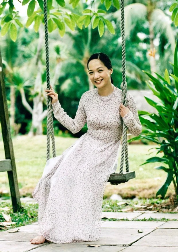 Nhan sắc thời trẻ đẹp nao lòng của NSND Lê Khanh qua bàn tay nhiếp ảnh gia Đoàn Minh Tuấn - Ảnh 3 Nhan sắc thời trẻ đẹp nao lòng của NSND Lê Khanh qua bàn tay nhiếp ảnh gia Đoàn Minh Tuấn - Ảnh 3