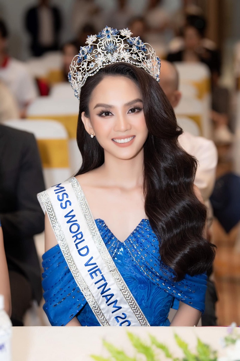 Hoa hậu Huỳnh Nguyễn Mai Phương sẽ chuẩn bị chinh chiến đấu trường nhan sắc quốc tế. Ảnh: Internet Hoa hậu Huỳnh Nguyễn Mai Phương sẽ chuẩn bị chinh chiến đấu trường nhan sắc quốc tế. Ảnh: Internet