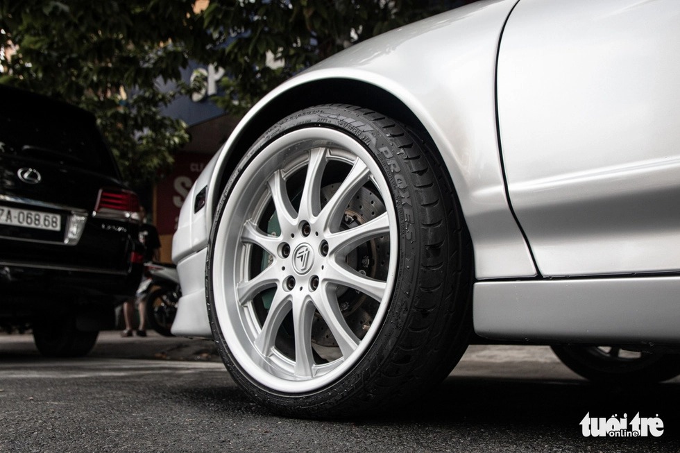 Tất tần tật mọi ngóc ngách xế hộp độc nhất của ông Đặng Lê Nguyên Vũ - Ảnh 7