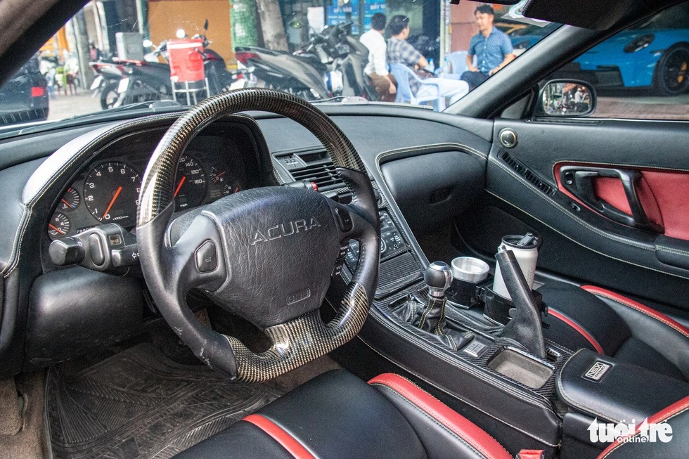 Tất tần tật mọi ngóc ngách xế hộp độc nhất của ông Đặng Lê Nguyên Vũ - Ảnh 8