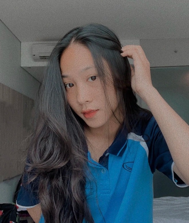 Nhan sắc xinh đẹp, quyến rũ của đội trưởng Bảo Trâm U19 Việt Nam (Ảnh FBNV) Nhan sắc xinh đẹp, quyến rũ của đội trưởng Bảo Trâm U19 Việt Nam (Ảnh FBNV)