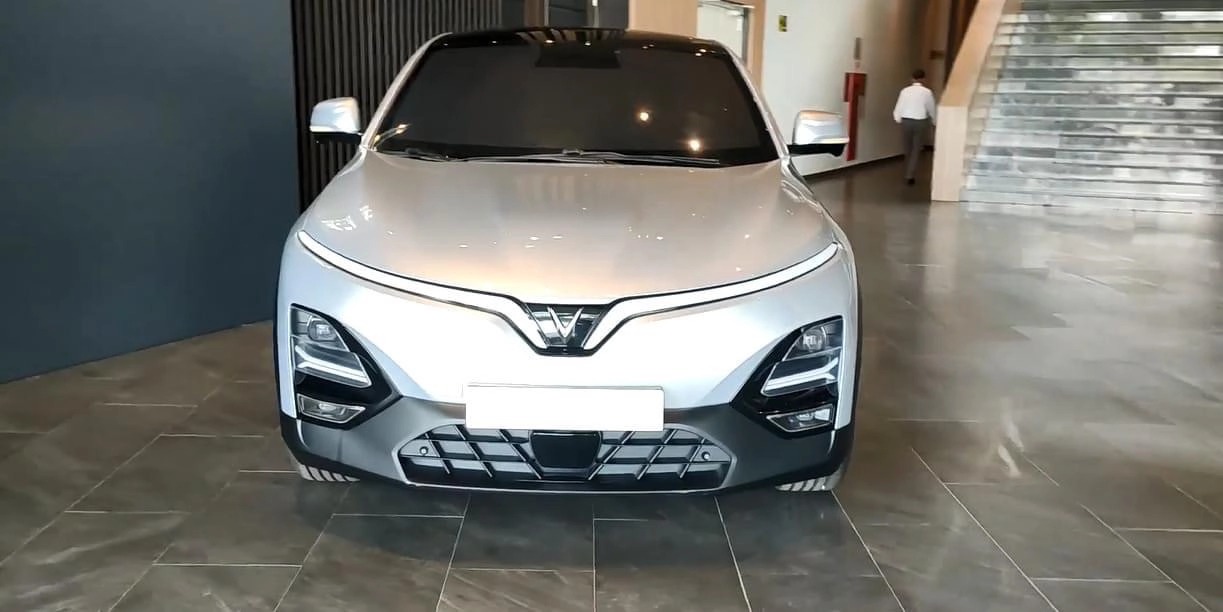 VinFast VF6 lộ diện full HD tại Hải Phòng, được ví ngang cỡ Creta và Seltos