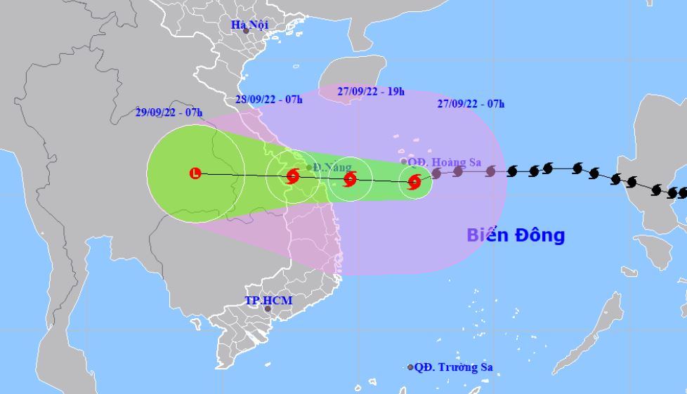 Bão số 4 đã giật lên cấp 17, hướng thẳng vào càn quét miền Trung 