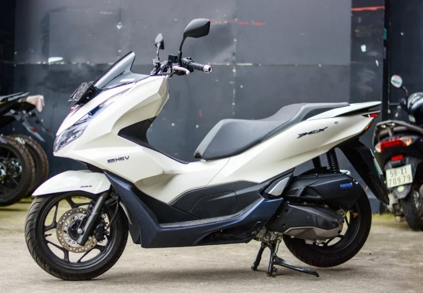Honda PCX bản tiết kiệm xăng chính thức về Việt Nam, giá bán bất ngờ - Ảnh 3