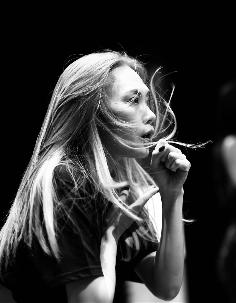 Vòng eo siêu thực tuổi 41 của Mỹ Tâm trước thềm Tri Âm Hà Nội - Ảnh 5