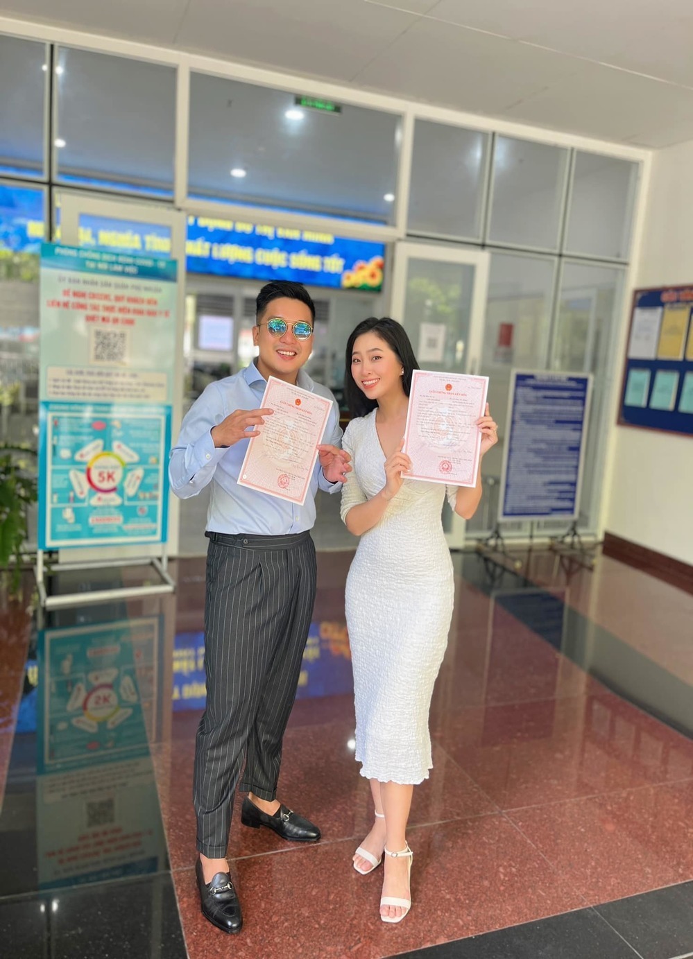 MC Liêu Hà Trinh chụp ảnh cưới màu đen trắng - Ảnh 8 MC Liêu Hà Trinh chụp ảnh cưới màu đen trắng - Ảnh 8