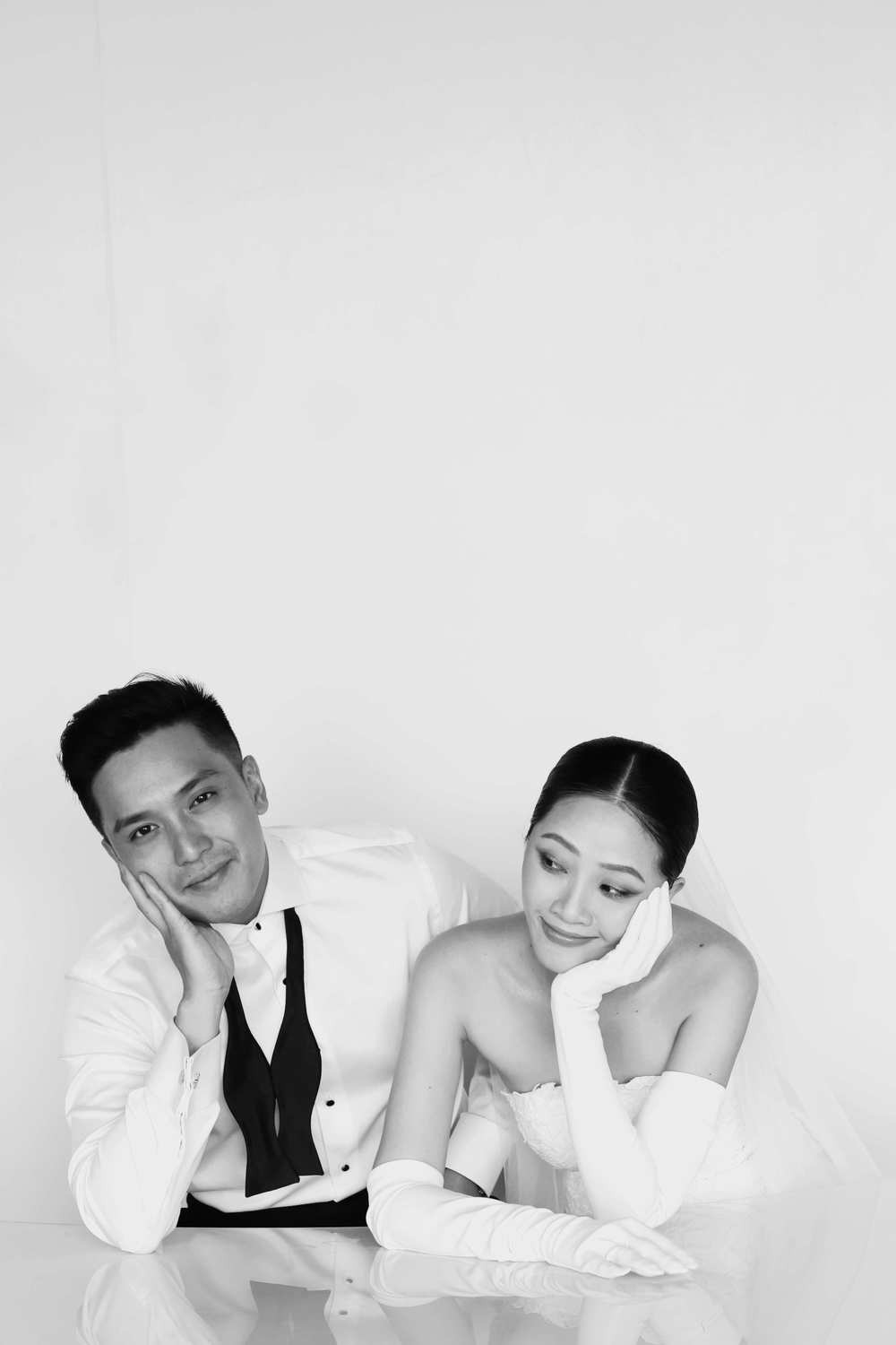 MC Liêu Hà Trinh chụp ảnh cưới màu đen trắng - Ảnh 3 MC Liêu Hà Trinh chụp ảnh cưới màu đen trắng - Ảnh 3
