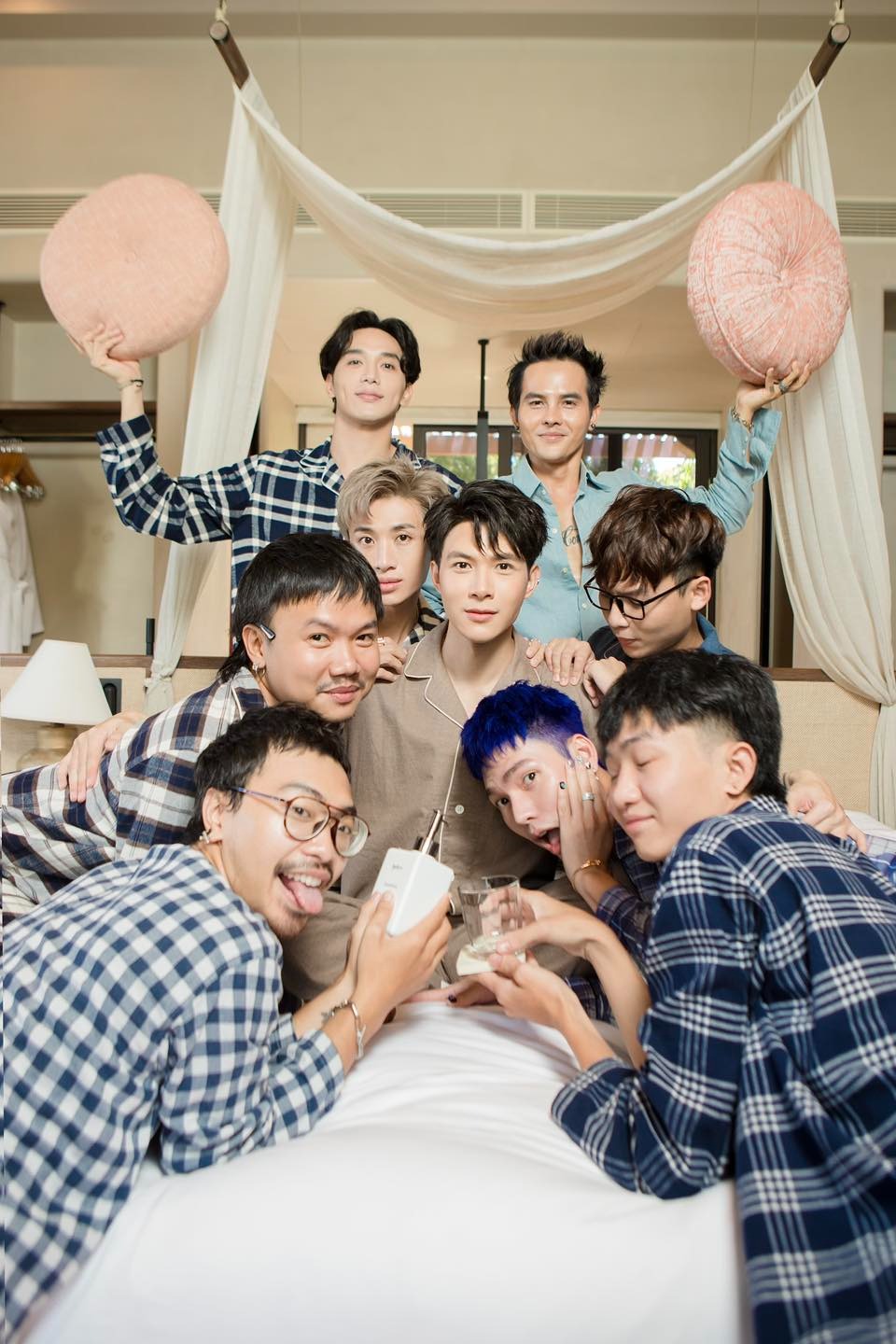 Chùm ảnh dàn phù dâu, phù rể 'chất như nước cất' của Diệu Nhi - Anh Tú - Ảnh 6