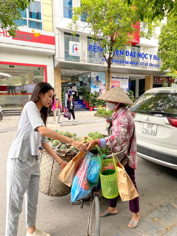 Dù mặc giản dị nhưng Hải My vẫn rất xinh đẹp (Ảnh FBNV) Dù mặc giản dị nhưng Hải My vẫn rất xinh đẹp (Ảnh FBNV)