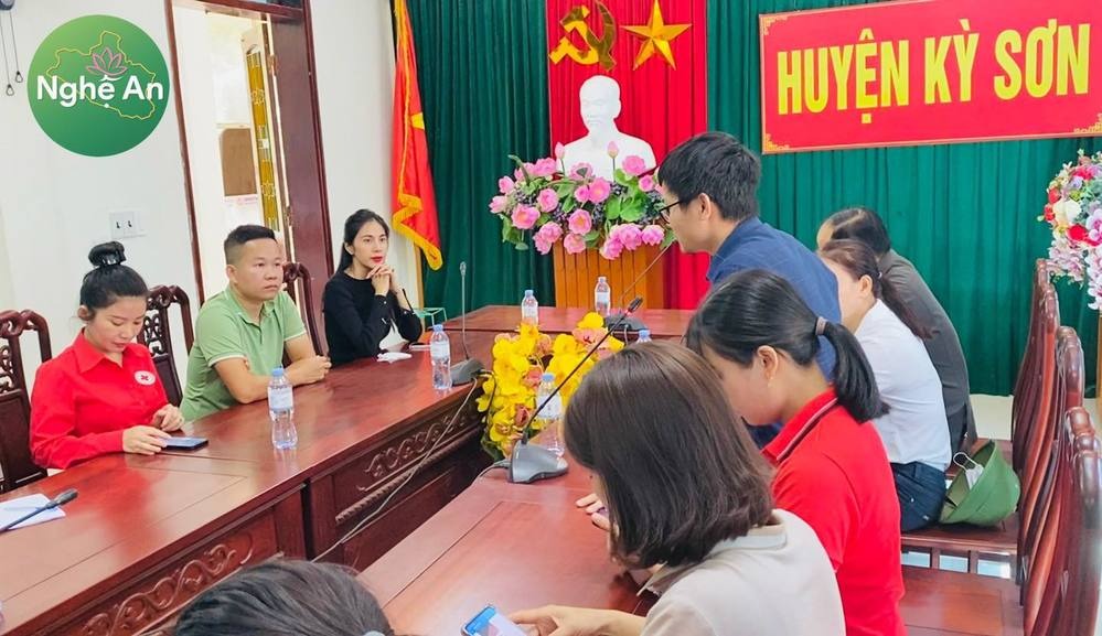 Thủy Tiên tiếp tục nối dài những hành động đẹp tại quê chồng Nghệ An - Ảnh 2