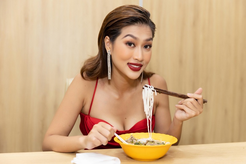 Miss Grand bị tước vương miện lên tiếng bênh Thiên Ân, khẳng định thất vọng về kết quả MGI 2022 - Ảnh 1 Miss Grand bị tước vương miện lên tiếng bênh Thiên Ân, khẳng định thất vọng về kết quả MGI 2022 - Ảnh 1