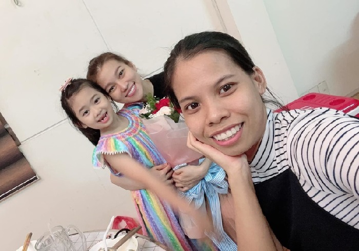 Bé Lavie được bảo mẫu chăm sóc từ khi mẹ ra đi Bé Lavie được bảo mẫu chăm sóc từ khi mẹ ra đi