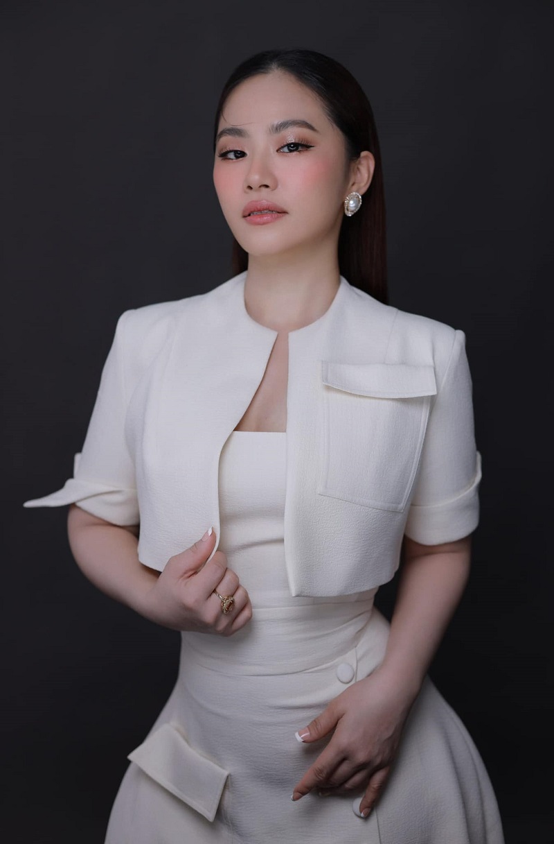 Lương Bích Hữu đáp trả 'cứng' khi bị chê hát đi hát lại 1 bản hit của người khác - Ảnh 1 Lương Bích Hữu đáp trả 'cứng' khi bị chê hát đi hát lại 1 bản hit của người khác - Ảnh 1