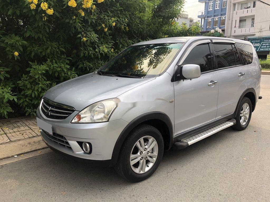 Gia đình có con nhỏ tài chính eo hẹp, gợi ý 5 mẫu xe 7 chỗ chưa đến 300 triệu đồng dễ mua - Ảnh 4