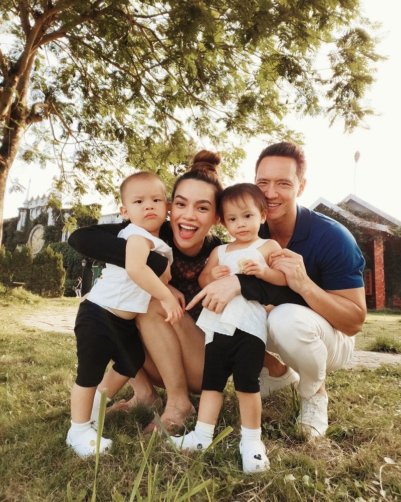 Hóa ra đây là lý do Hồ Ngọc Hà lần lữa chuyện lên xe hoa cùng Kim Lý - Ảnh 1 Hóa ra đây là lý do Hồ Ngọc Hà lần lữa chuyện lên xe hoa cùng Kim Lý - Ảnh 1