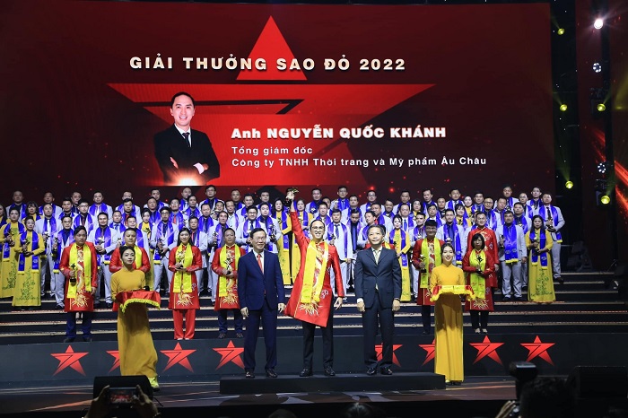 Nhiều người thừa nhận bây giờ mới biết tên thật của chồng Tăng Thanh Hà Nhiều người thừa nhận bây giờ mới biết tên thật của chồng Tăng Thanh Hà