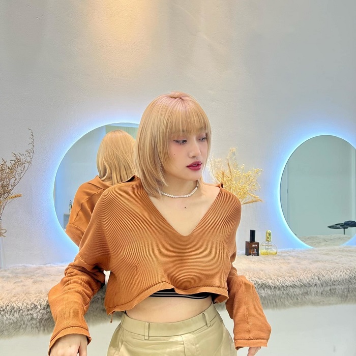 Nhưng đặc biệt yêu thích croptop Nhưng đặc biệt yêu thích croptop