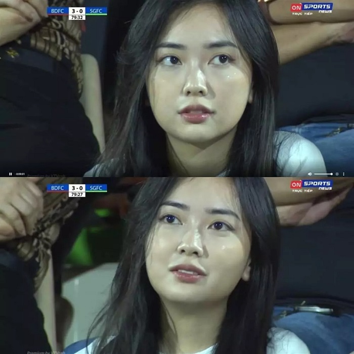 Hình ảnh của Mai Hà Trang trong một lần đi tiếp sức cho chồng ở vòng 21 V.League 2022 Hình ảnh của Mai Hà Trang trong một lần đi tiếp sức cho chồng ở vòng 21 V.League 2022